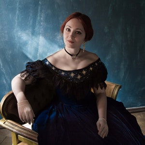 Empress Sissi Velvet Gown, Midnight Blue 1860s Star Dress image 3