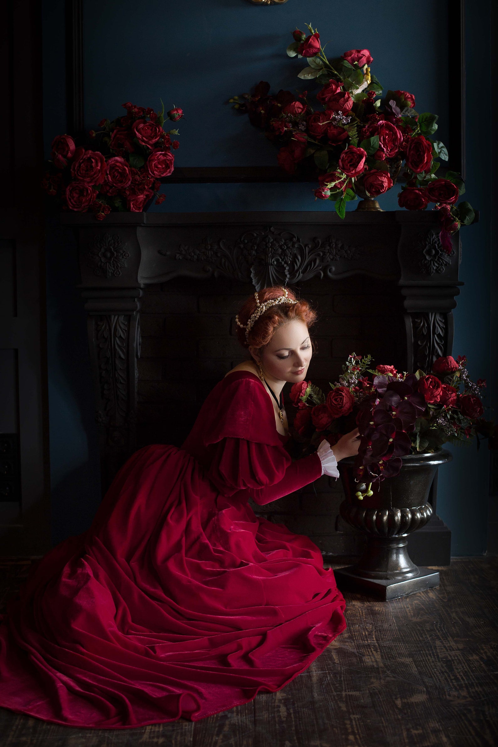 Red Velvet Renaissance Dress Elizabeth Bathory Gown Etsy UK