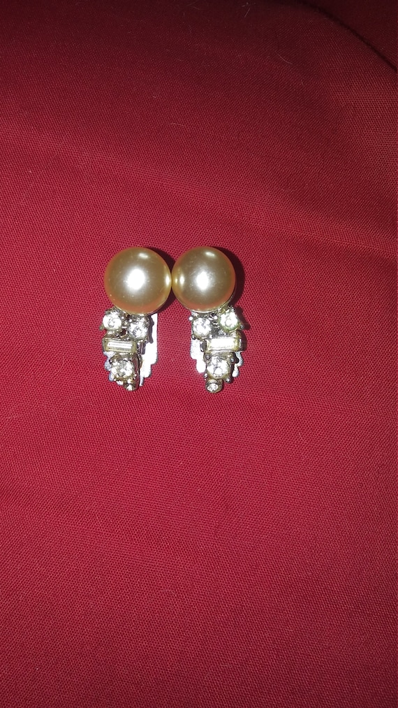 Rare Claudette Clip On Earrings