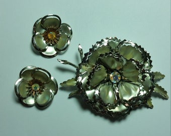 Vintage Floral Brooch & Earrings Demi Parure