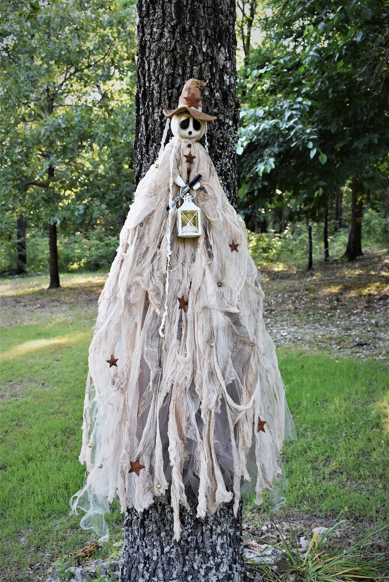 Made to Order TATTERED Witch Ghostie HALLOWEEN Folk Art Doll with Tea Light Lantern 50 Long Poppywise image 2