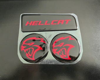 Portavasos interior (juego de 2) y portamonedas con insignias en rojo para HELLCAT CHARGER