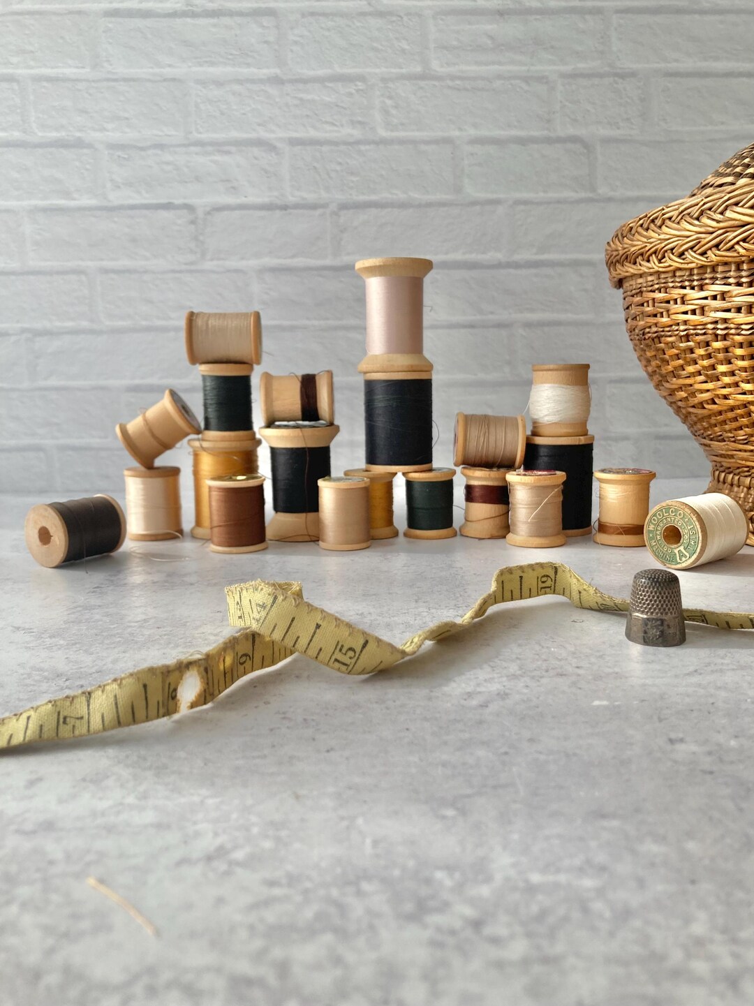 Vintage Wood Spools With Neutral Thread: Khaki, Tan, Brown, Beige - Etsy