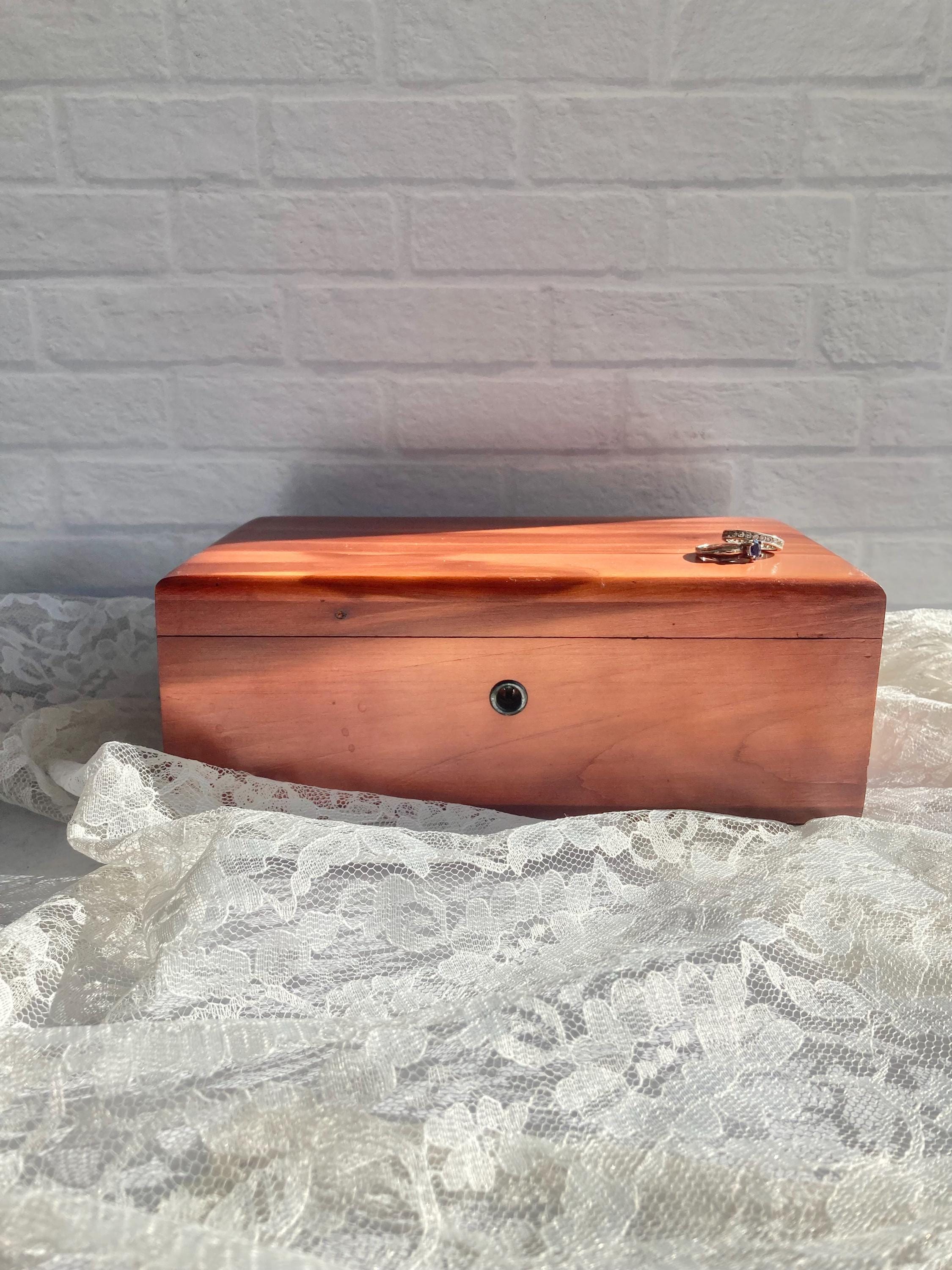 U.S.ヴィンテージ Lane シダーチェスト ブランケット トイ ボックス U.S.ヴィンテージ Lane シダーチェスト ブランケット トイ ボックス