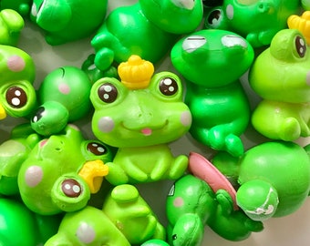 Adorable tiny plastic frogs for fairy garden set of 4