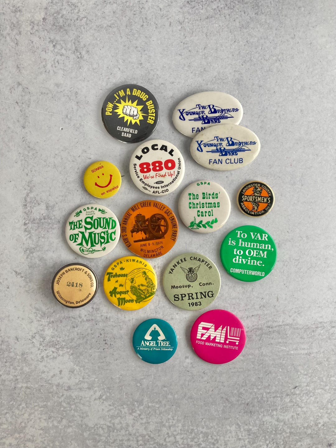16 Vintage Pin-back Buttons From the 1980s and Earlier - Etsy