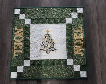 Christmas Table Square