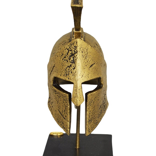 Casque du roi Leonidas, héros spartiate, petite sculpture en albâtre avec effet bronze