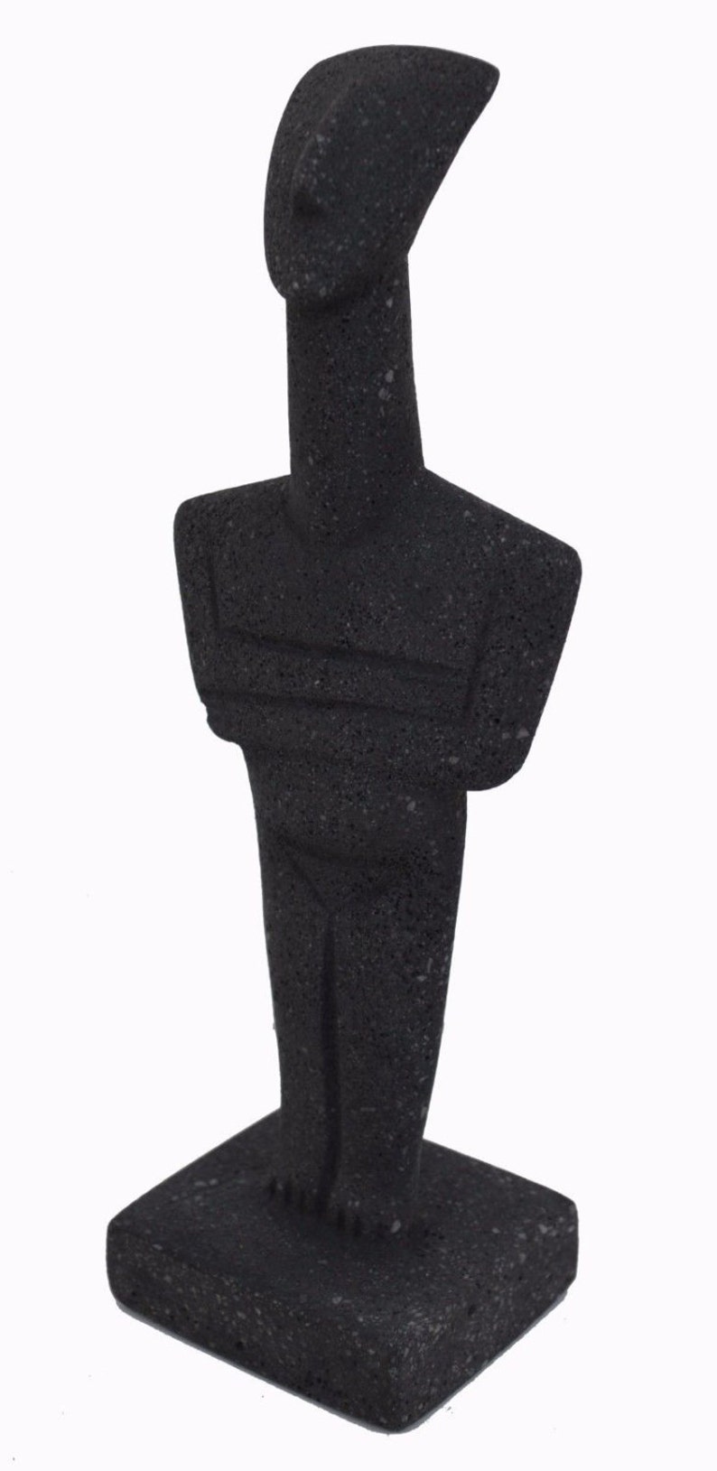 cycladic statue
