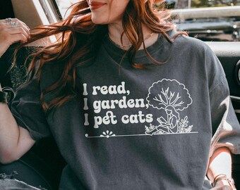 Reading Shirt, Literary Shirt, Bookish Gift, Literature Shirt, Book Lover Gift, Teacher Shirt, Love Reading, English Teacher Tee, Librarian