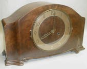 Vintage Art Deco Key Wind Mantle Clock With Key