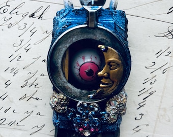 Santuario de Arte Encantado, Arte Whitmire, Retablo, Caja de Cerillas, Técnica Mixta, Hecho por un Artista, Único en su Tipo