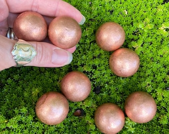 Juego de regalo de 2 esferas de cobre en miniatura que mejoran la energía, la meditación y ayudan a eliminar bloqueos