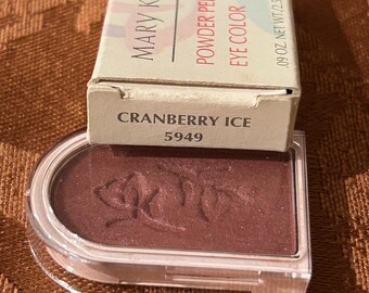 1 Mary Kay CRANBERRY ICE eye shadow new in box