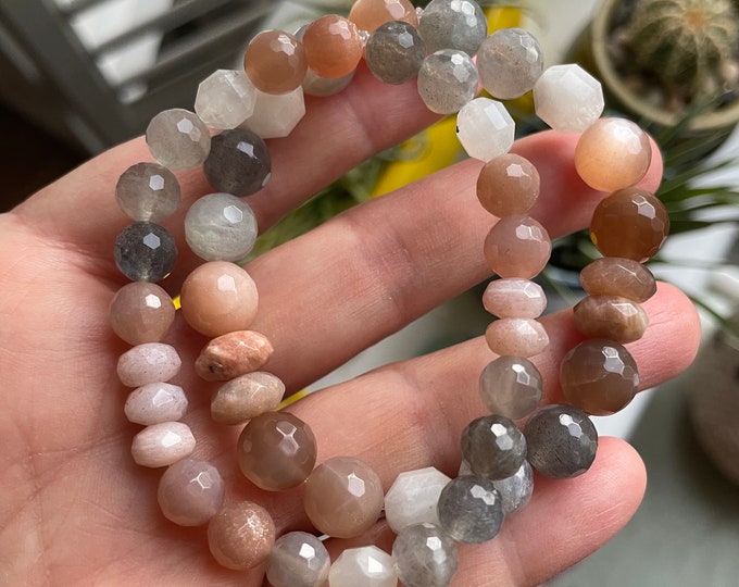 Lunar Lammas Bracelet | Labradorite, Moonstone, + Sunstone | Choice of 8 or 10 mm | Spiritual Junkies