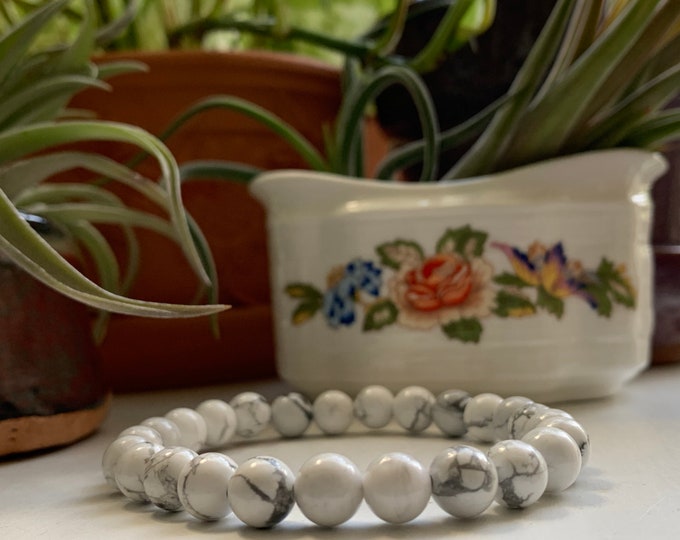 White Howlite Bracelet | 8 mm | Spiritual Junkies | Yoga + Meditation | Stackable Mala Bracelet