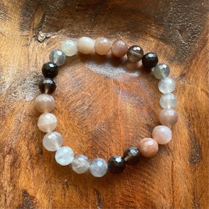 Under your Spell Bracelet | Tourmaline, Smoky Quartz, Labradorite, Moonstone Bracelet | 8 mm | Spiritual Junkies | Yoga
