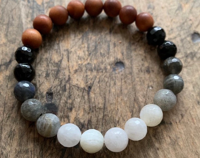 Moon Phased Bracelet | Sandalwood, Onyx, Labradorite + Moonstone Ombré | Avg 8 mm | Spiritual Junkies | Yoga + Meditation | Mala Bracelet