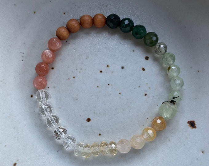 Mini Sunchild Bracelet | Sandalwood, Sunstone, Quartz, Citrine, Prehnite + Moss Agate | 6 mm | Spiritual Junkies | Yoga + Meditation