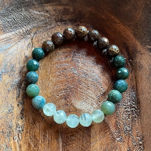 Heart Chakra Bracelet | Bronzite, Bloodstone Jasper, Moss Agate + Prehnite | 8 mm | Spiritual Junkies | Yoga + Meditation | Mala Beads