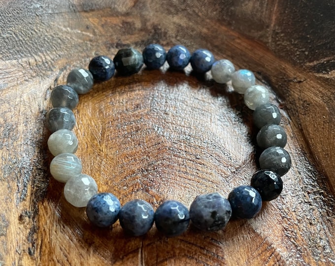 Little Divination Bracelet | Dumortierite, Labradorite, + Iolite | 8 mm | Spiritual Junkies | Yoga Mala Bracelet