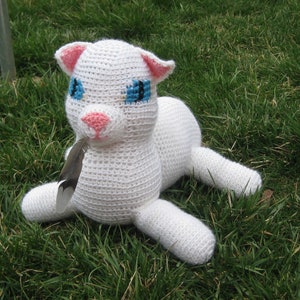 Ecovi the Cat Crochet Pattern