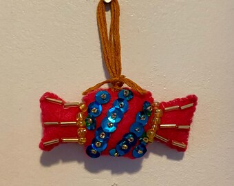 Handmade candy Christmas ornament with sequins - Farmhouse, Candy Charm, Easter decor, Felt Food