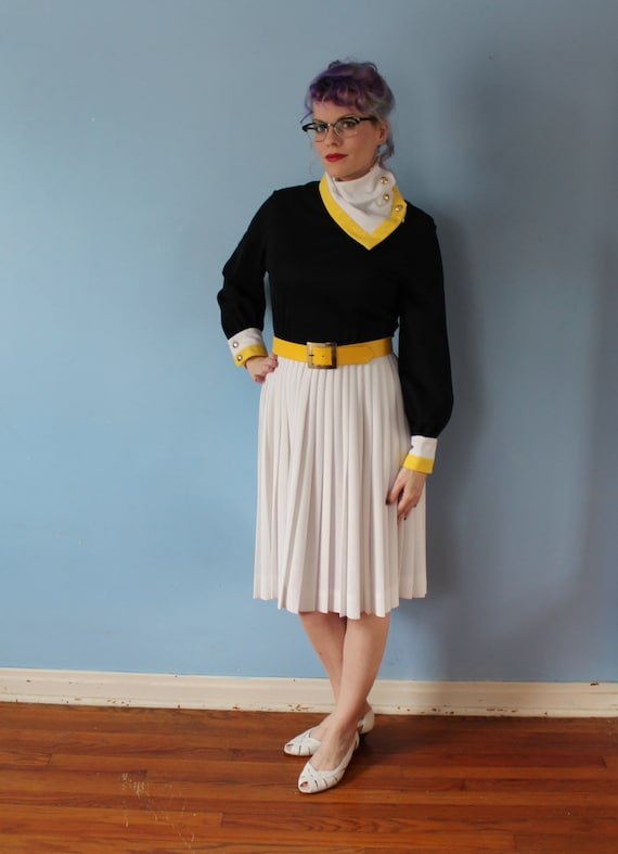 Pleats n Thanks Vintage Dress // 1960's Howard Wol