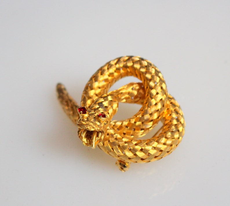 Coiled Snake Brooch Vintage Gold Plated Woven Mesh Brooch Featuring a Snake Coiled with Red Rhinestone Eyes /& Hissing Tongue