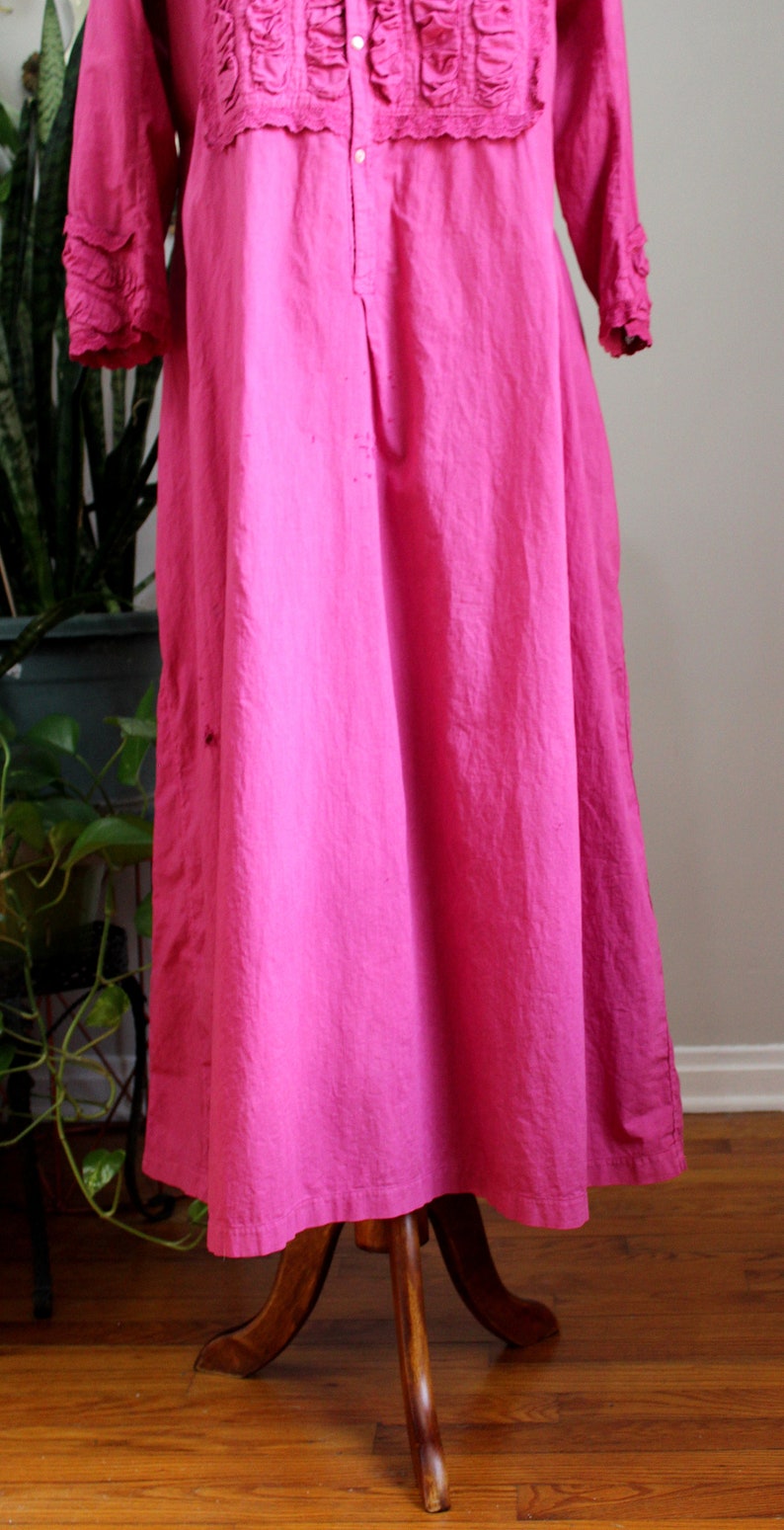Esther Gown Antique Victorian Era late 1800/'s Linen Gown with Ruffled Bib Bodice /& Lace Trim Berry Pink M+