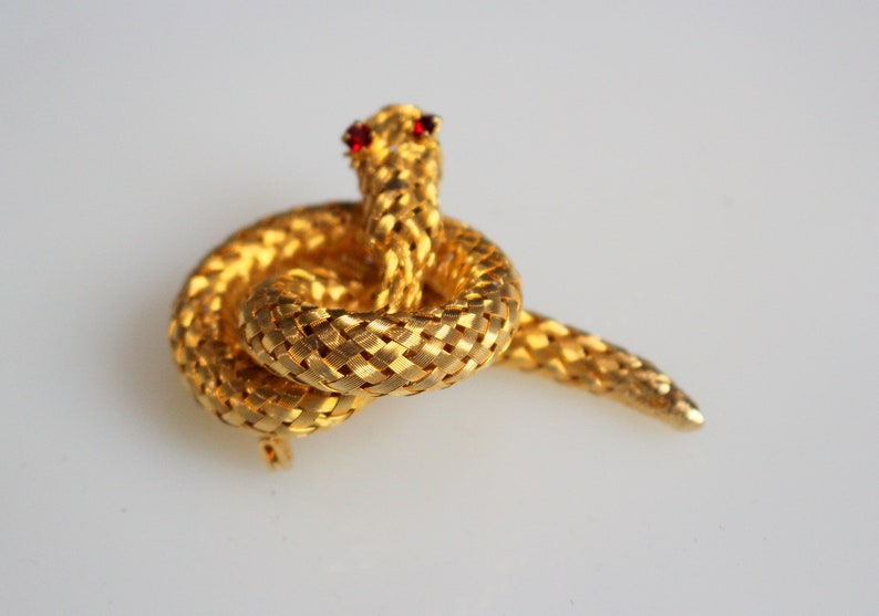 Coiled Snake Brooch Vintage Gold Plated Woven Mesh Brooch Featuring a Snake Coiled with Red Rhinestone Eyes /& Hissing Tongue