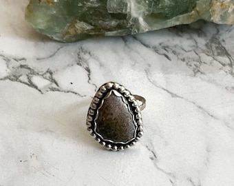 Anello con diaspro oceanico in argento sterling