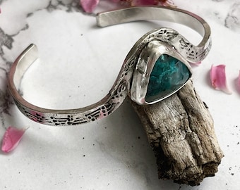 Sterling silver triangle Chrysocolla cuff, Southwestern stamped silver cuff, ethically sourced gemstone jewelry gift for wife