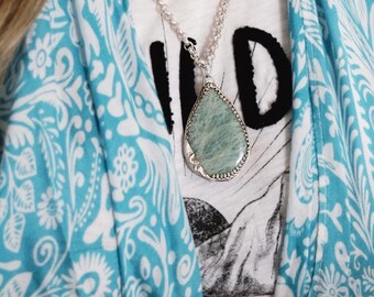 Collana in amazzonite con ciondolo in pietra verde grande in argento, collana boho per donna, collana in cristallo per donna