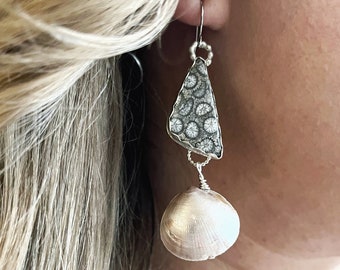 Orecchini in pietra d'argento orecchini boho da spiaggia orecchini in corallo e conchiglia gioielli boho orecchini pendenti lunghi