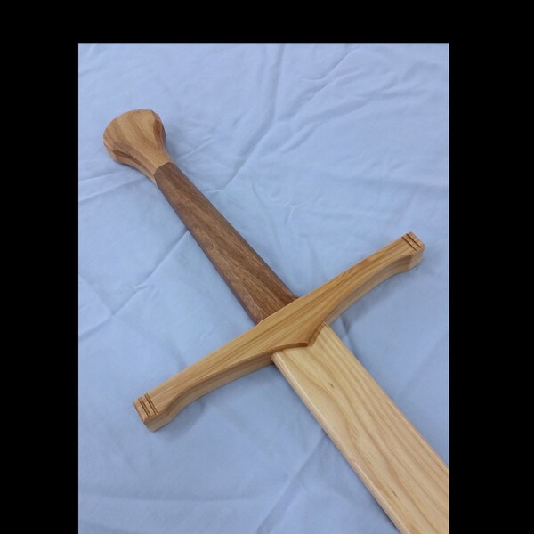 Wooden Sword, Practice sword, Longsword, High quality, Functional, HEMA.