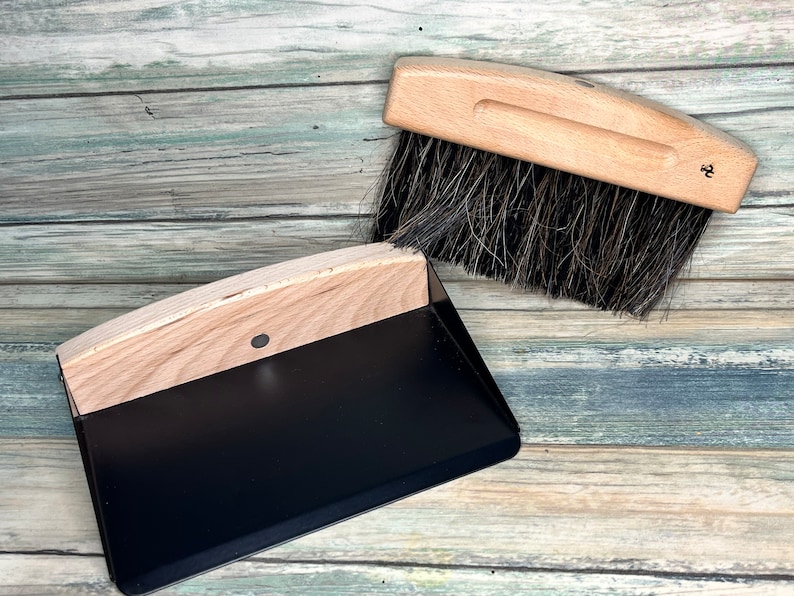 DixieCowboy Whisk Broom with Dustpan - Thumbnail 4