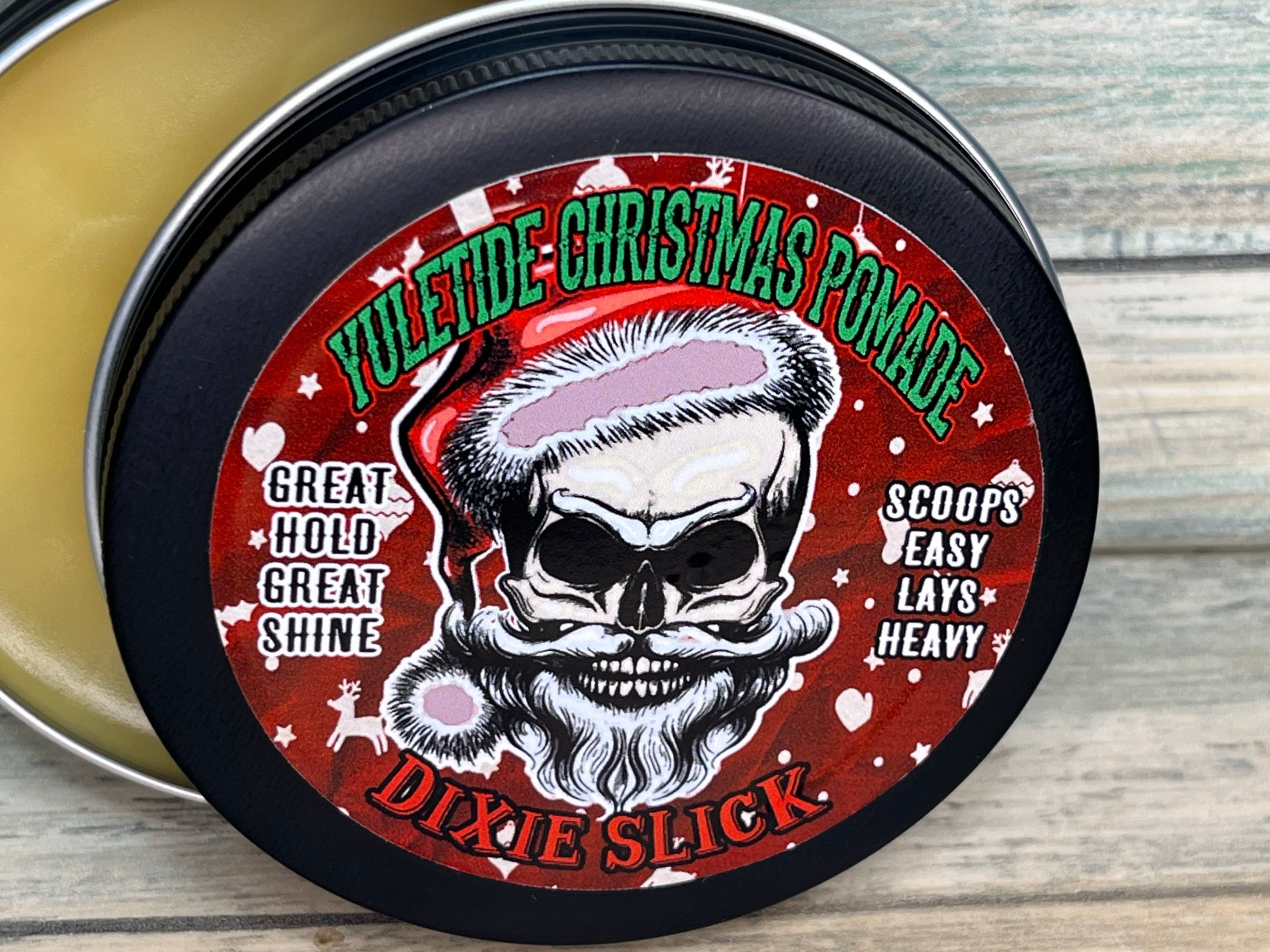 FETTKOPP POMADE Patchoulimassaker – Ölbasierte Haarpomade Mit Starkem Halt & Patchouli-Duft | Handmade In Berlin, Auf Bienenwachs-Basis