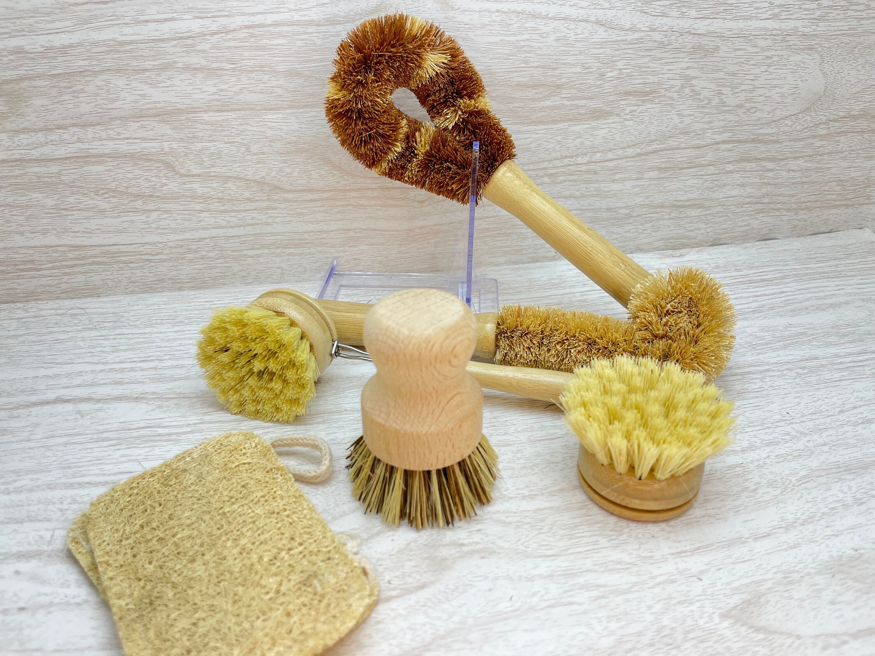 thumbnail image 2 of 4-Piece Natural Kitchen Brush Set - Wooden Scrub Brushes With Soap Dish Loofah Cloths 2 of 12