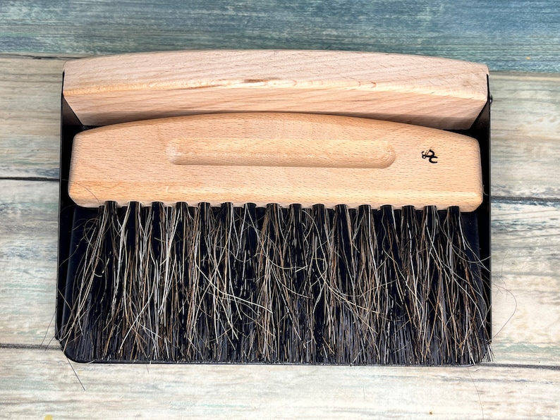 DixieCowboy Whisk Broom with Dustpan - Thumbnail 2