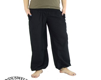 Women's Harem Pant Yoga Pant in solid black