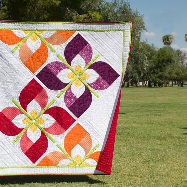 Windswept - Modern Drunkards Path Flower PDF Quilt Pattern