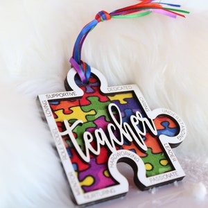 Autism Christmas Ornament, Personalized Wood Ornament, Puzzle Pieces Decoration, Teacher Gift Present, Therapist Caregiver, Personalised