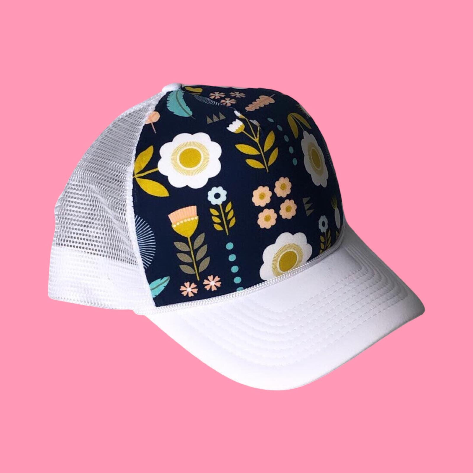 Navy Floral Trucker Hat: Women display picture 1