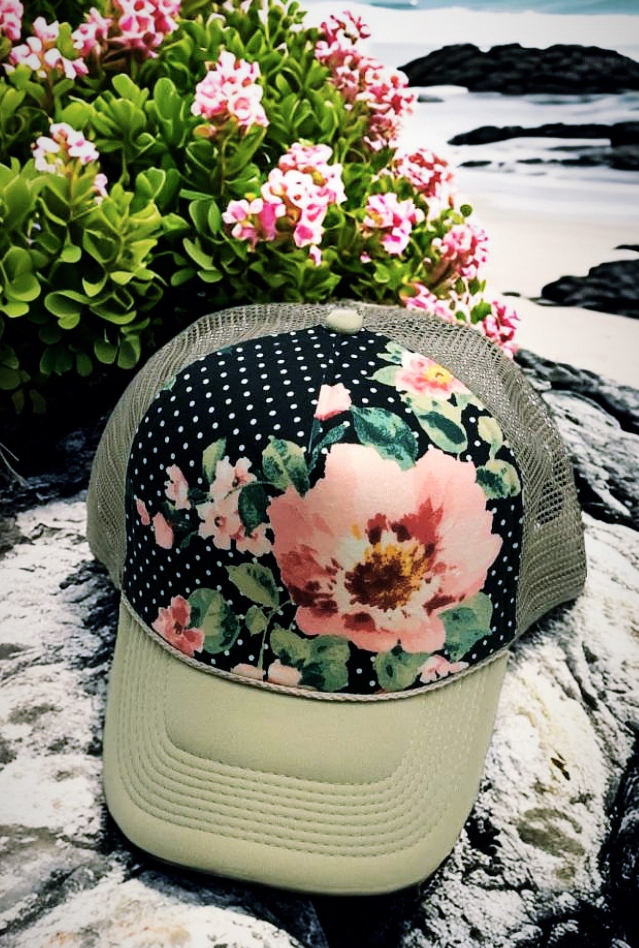 Floral Polka Dot Trucker Hat: Spring Beach Style - Etsy display picture 2