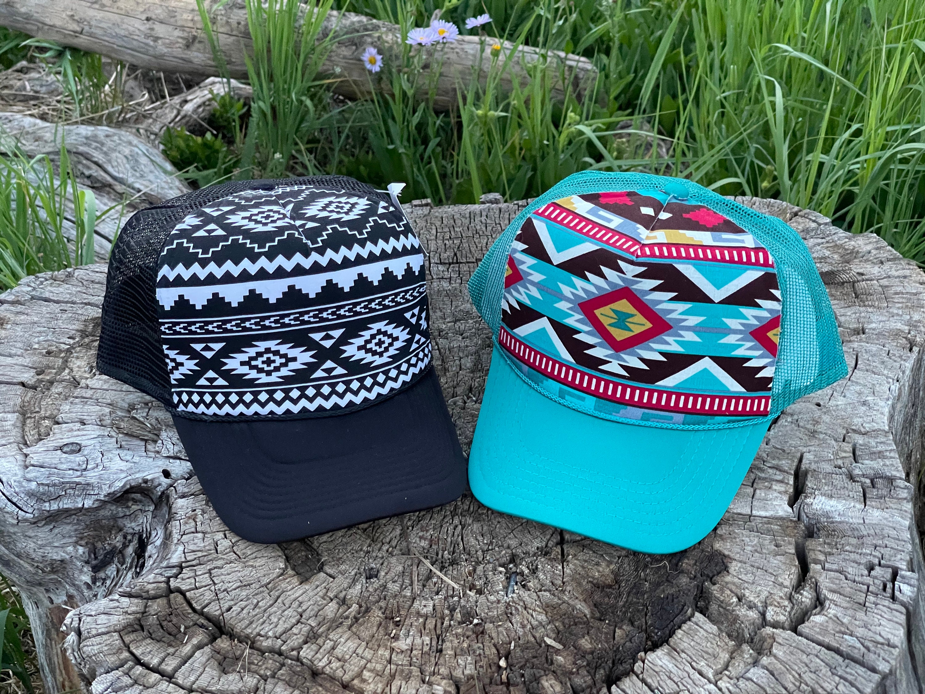 DouZhe Flat Brim Cap Snapback Hat, Aztec Tribal Style Fish Prints