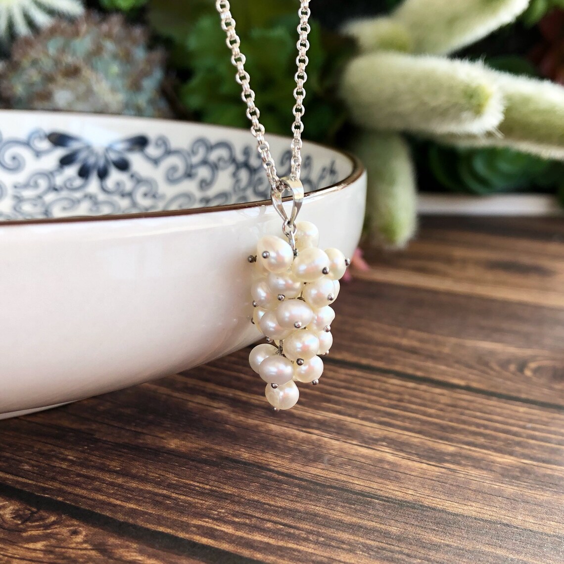Pearl Vine Necklace Silver Necklace Pearl Pendant Necklace Etsy 日本