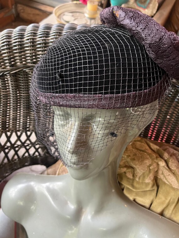 Ladies Hat, Designer Hat, 40s Hat, Italy Hat, Fea… - image 2