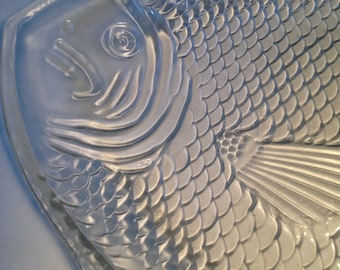 Fish Plate, Clear Fish Dish, Fish DIsh, Bake DIsh, Fish Serving, ARCOROC plate, seafood plate, Appetizer Dish, Snack Plate, SNACK PLATTER