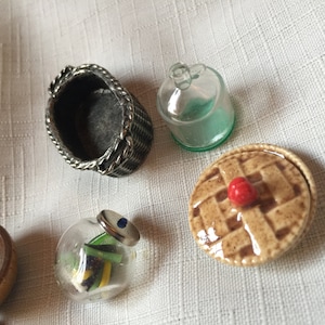 Dollhouse Kitchen, Doll House Food, Dollhouse Pie, Dollhouse Food, Dollhouse Utensil, Mini Pie, Miniature Pie, Miniature Food, Mini Food